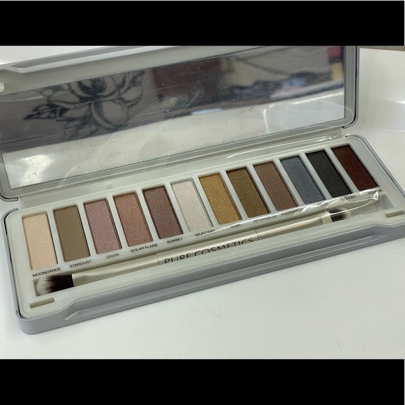 Pure Cosmetics Stripped Collection Eyeshadow Palette - Picture 2 of 4